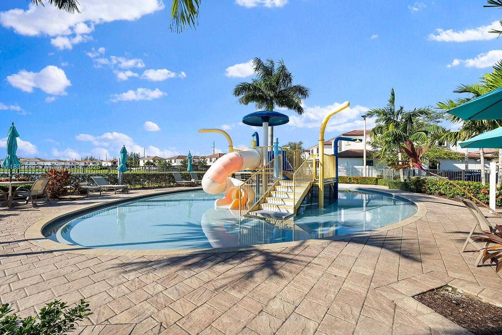 Small Image of 1941 NORTH WEST 171ST AVE #1941, Pembroke Pines Number 58