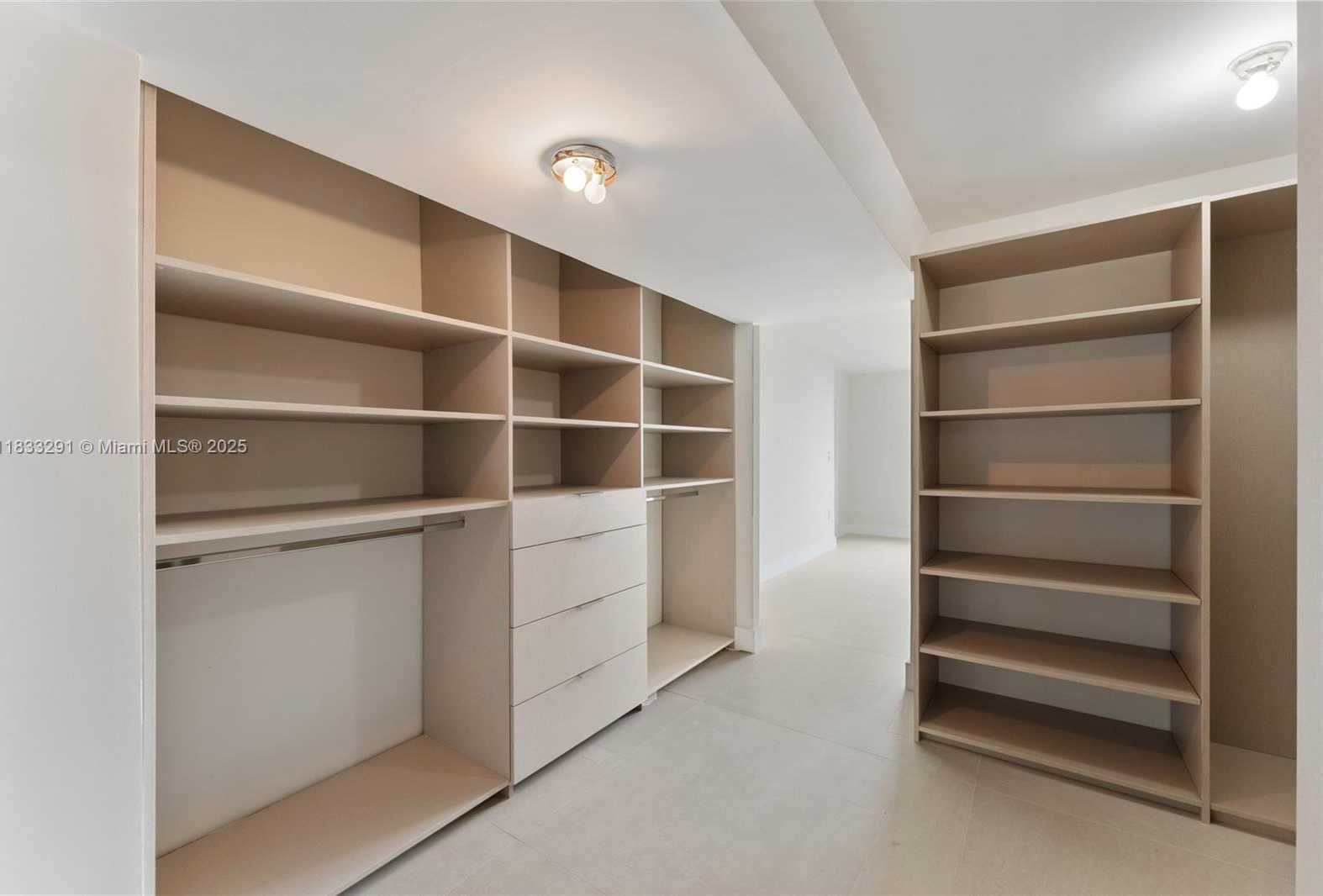 Small Image of 2333 BRICKELL AVE #2302, Miami Number 16