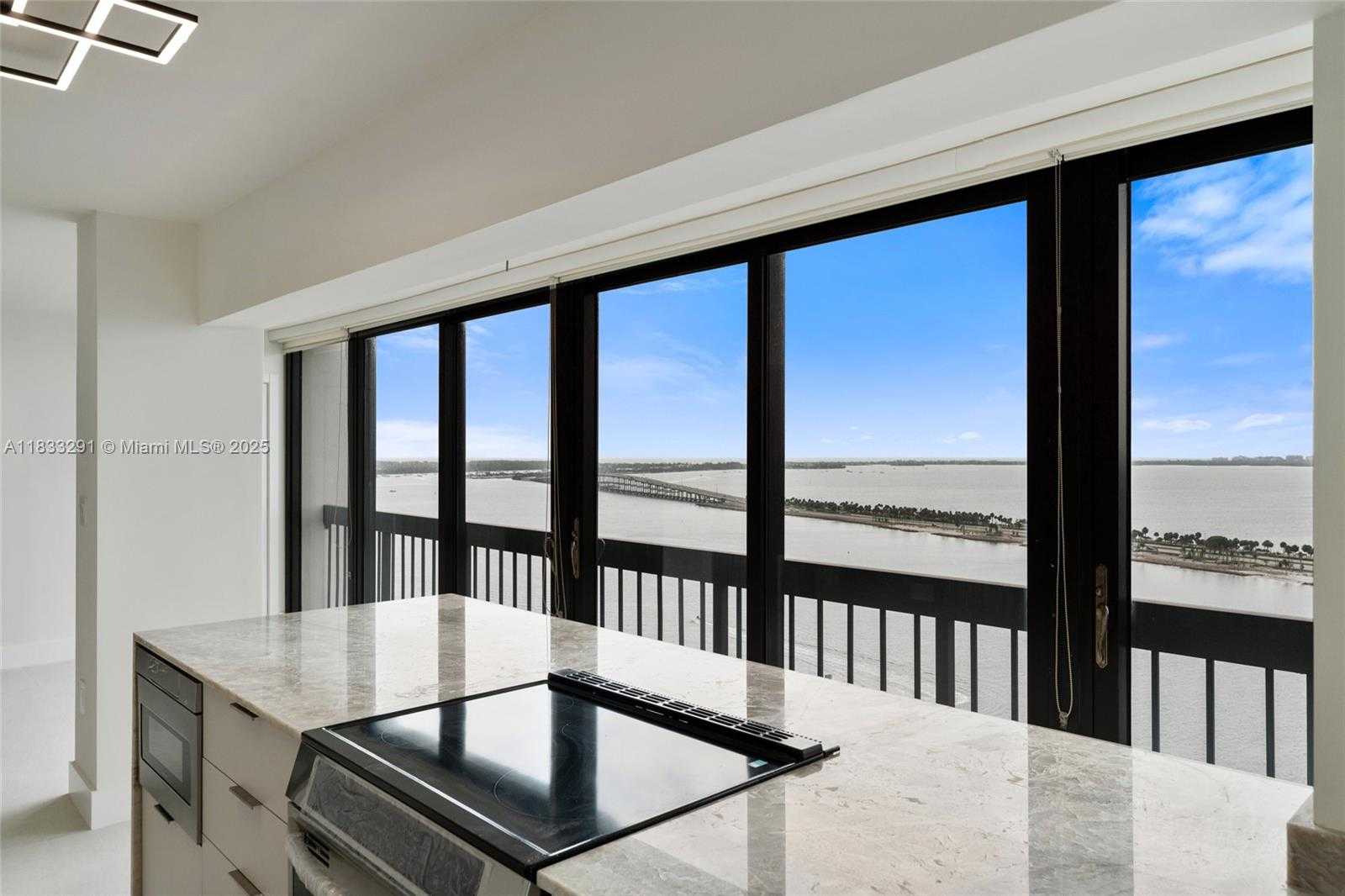 Small Image of 2333 BRICKELL AVE #2302, Miami Number 3
