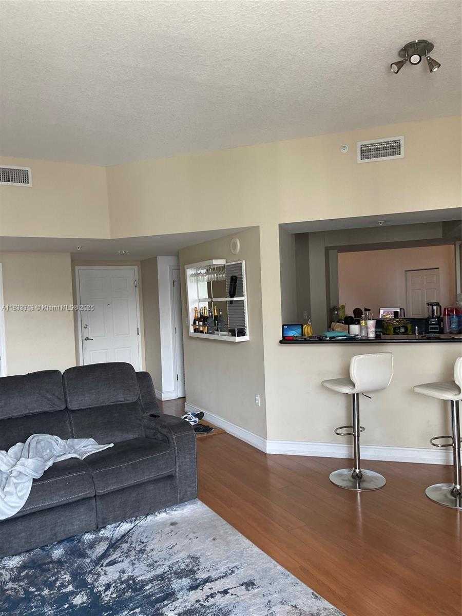 Small Image of 140 SOUTH DIXIE HWY #1016, Hollywood Number 6
