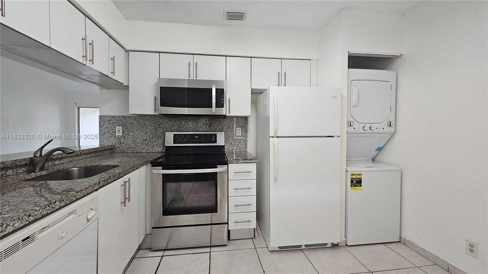 Small Image of 9277 SOUTH WEST 138TH PL #9277, Miami Number 12
