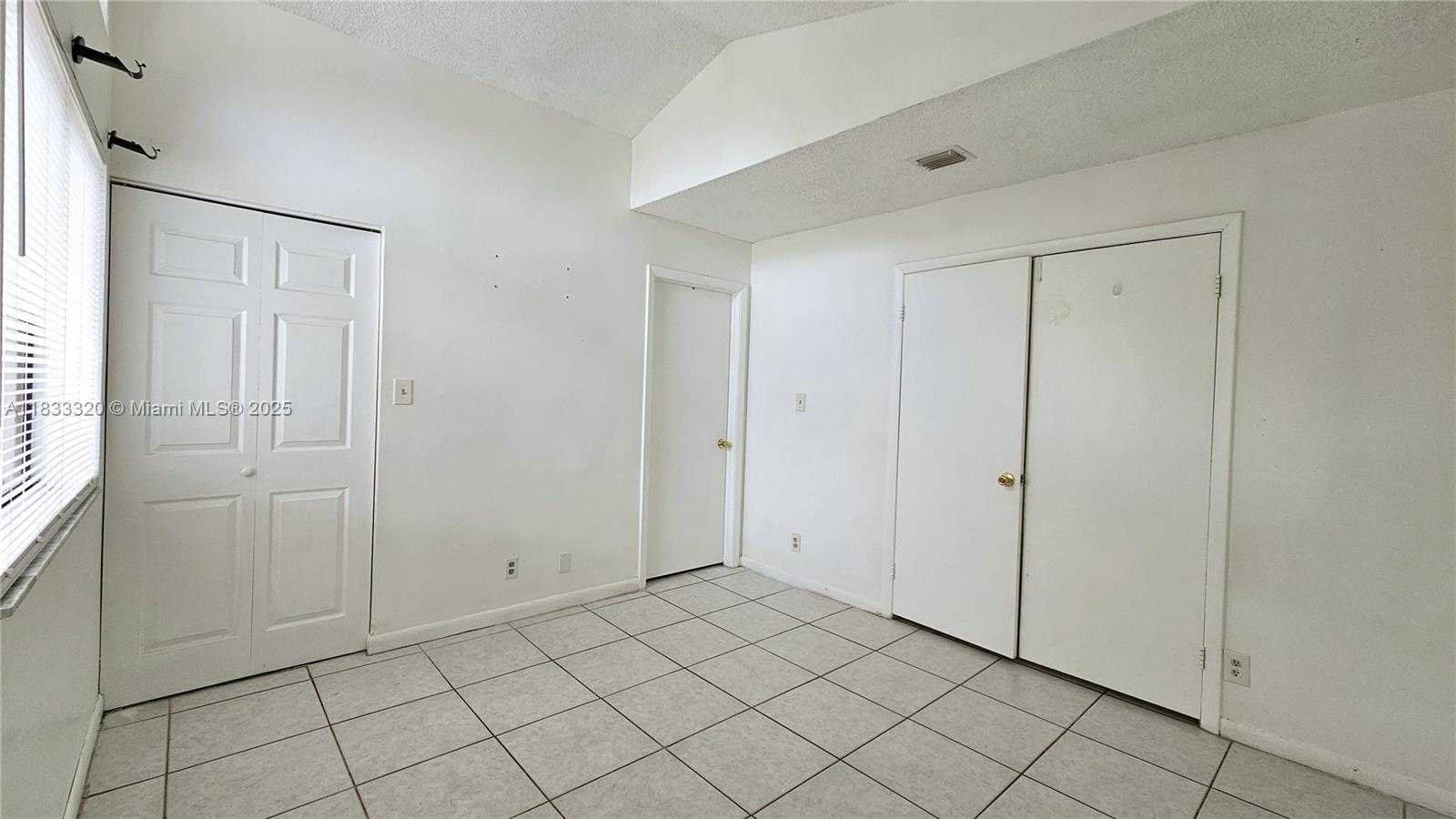 Small Image of 9277 SOUTH WEST 138TH PL #9277, Miami Number 19
