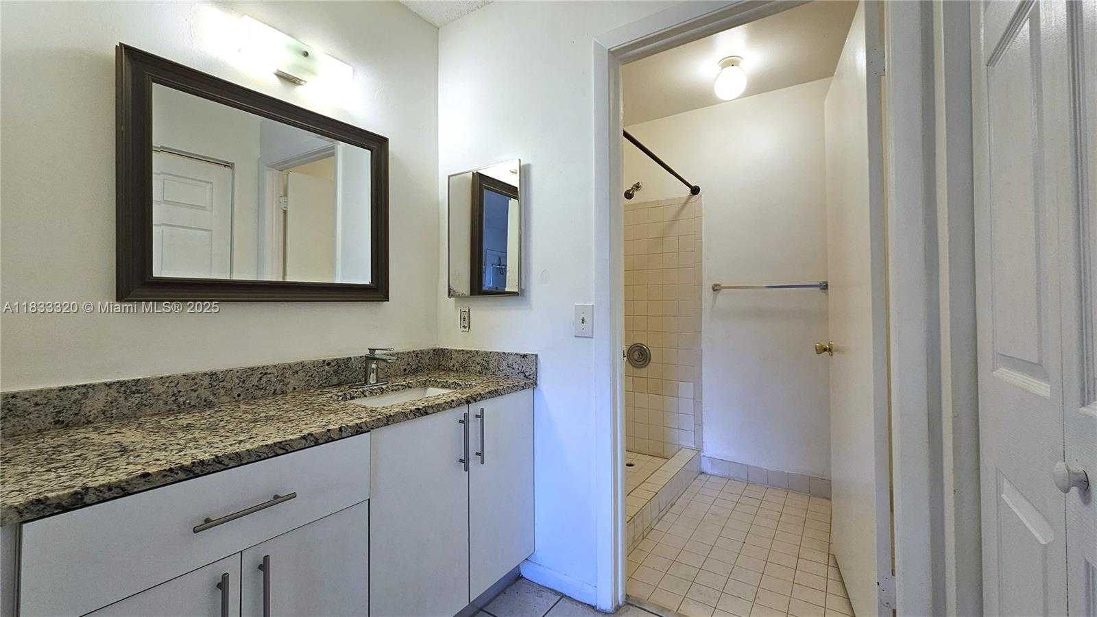 Small Image of 9277 SOUTH WEST 138TH PL #9277, Miami Number 20