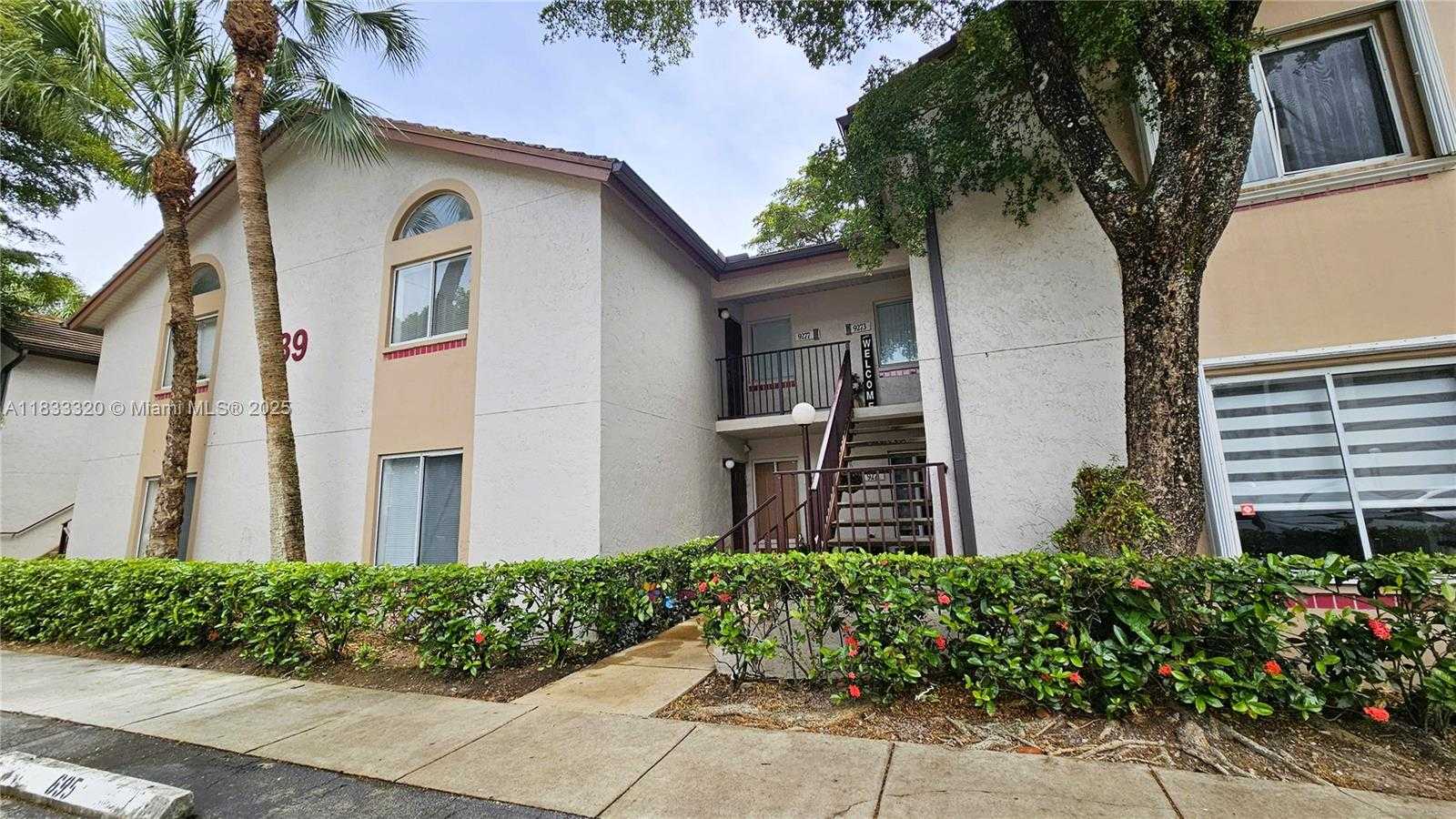 Small Image of 9277 SOUTH WEST 138TH PL #9277, Miami Number 4