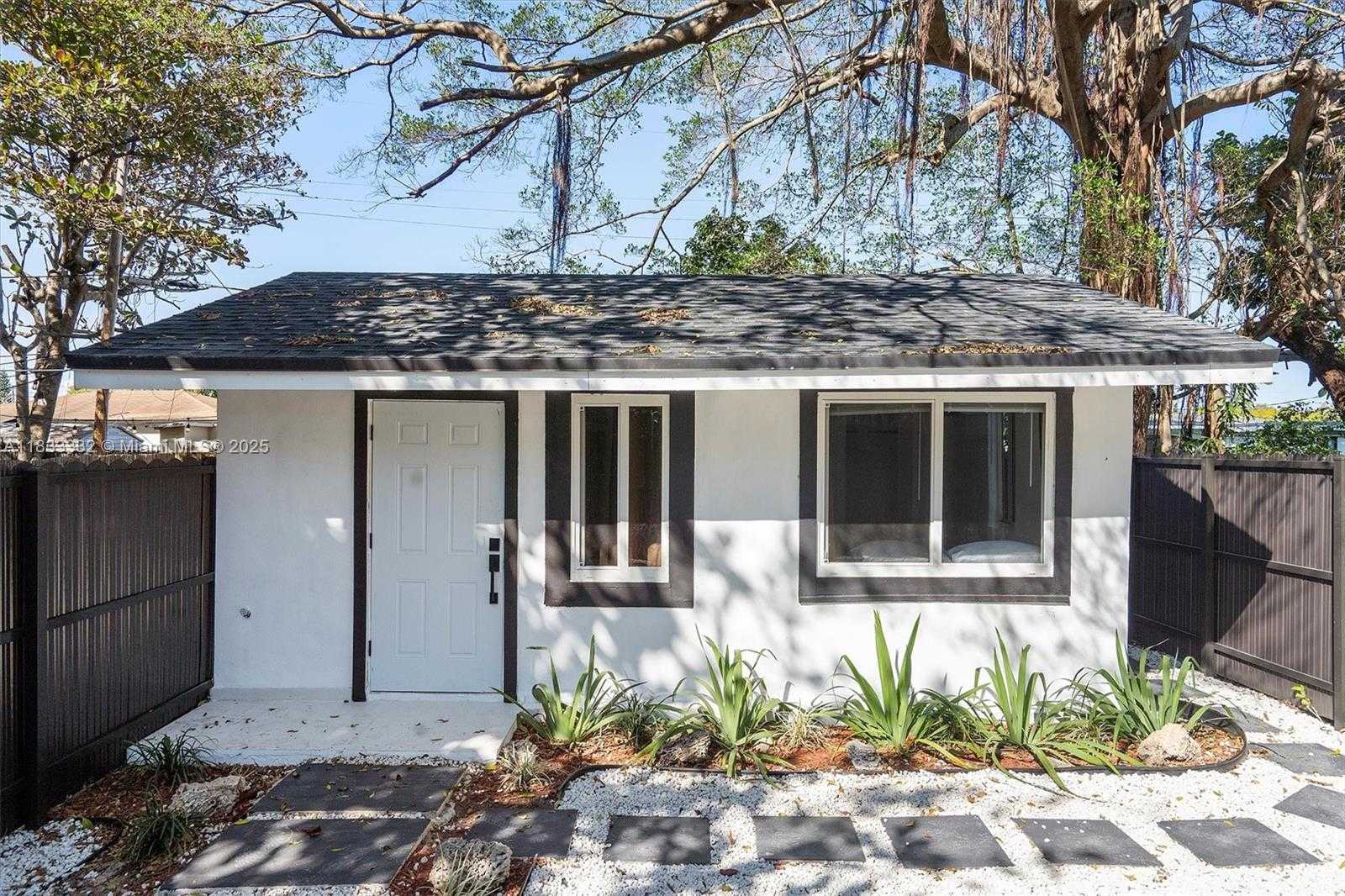 Small Image of 1045 NORTH WEST 55TH TER #Cottage, Miami Number 11