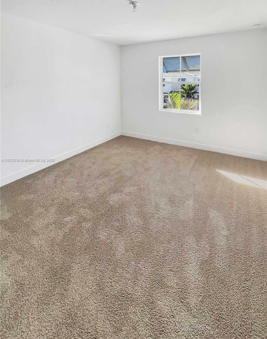 Small Image of 145 170TH AVE #145, Pembroke Pines Number 9