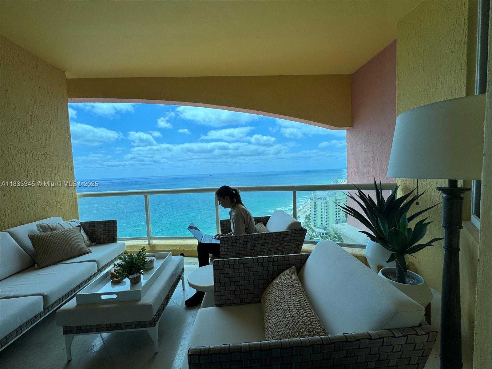 Small Image of Fort Lauderdale Number 19