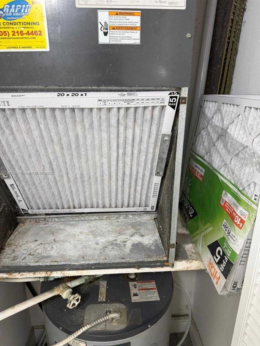 Small Image of 6990 NORTH WEST 186TH ST #4-509, Hialeah Number 10