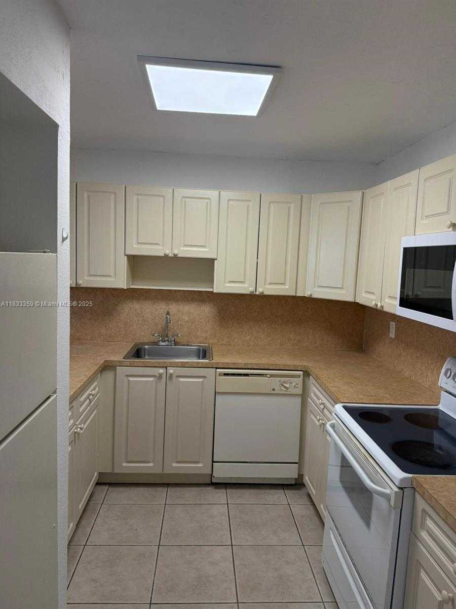 Small Image of 6990 NORTH WEST 186TH ST #4-509, Hialeah Number 3