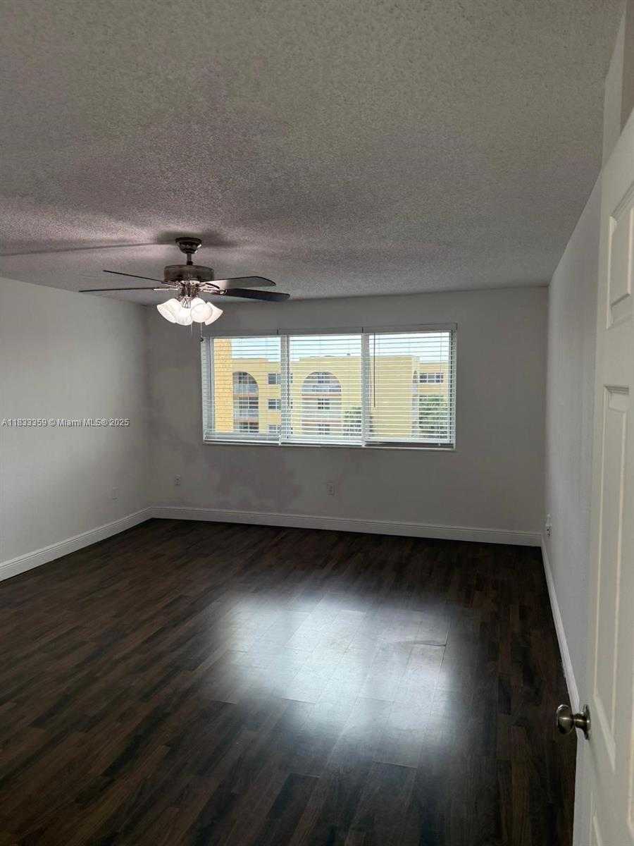 Small Image of 6990 NORTH WEST 186TH ST #4-509, Hialeah Number 7
