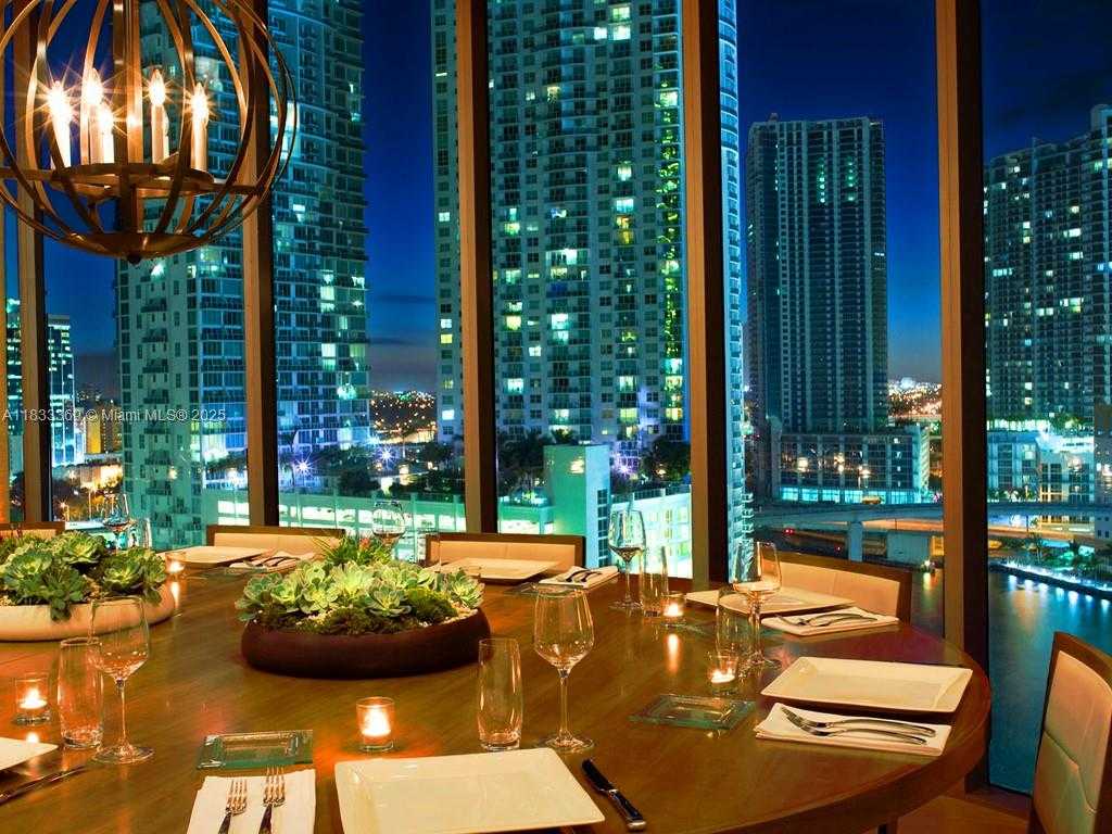 Small Image of 200 BISCAYNE BLVD WY #4512, Miami Number 21