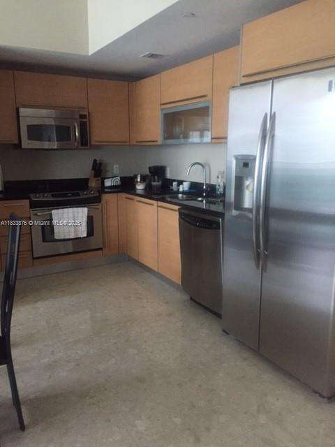 Small Image of 950 BRICKELL BAY DR #3006, Miami Number 10