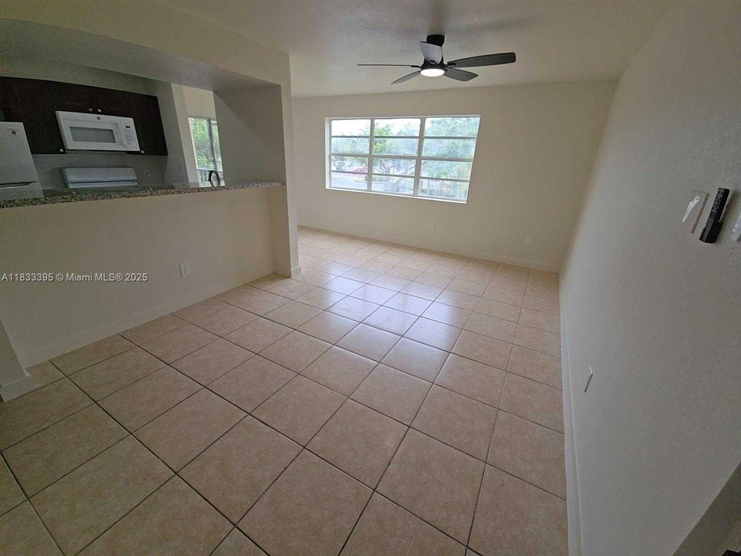 Small Image of 15340 SOUTH WEST 106TH TER #811, Miami Number 5