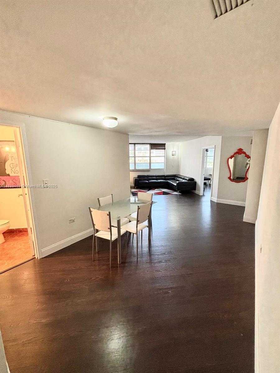 Small Image of 801 BRICKELL BAY DR #362, Miami Number 13
