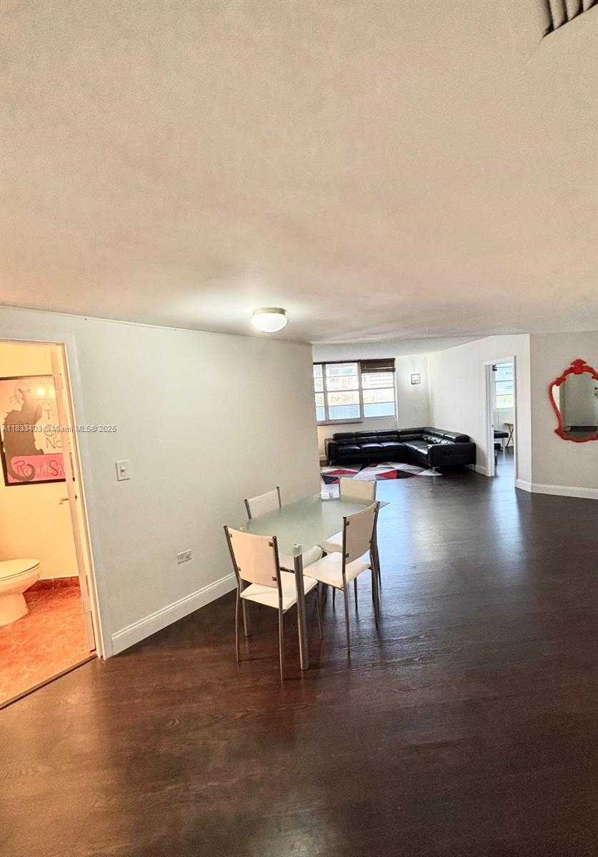 Small Image of 801 BRICKELL BAY DR #362, Miami Number 14