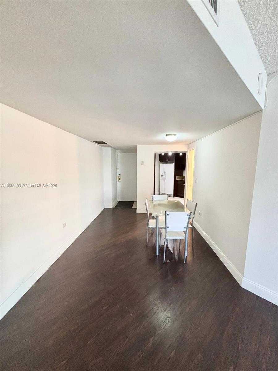 Small Image of 801 BRICKELL BAY DR #362, Miami Number 2