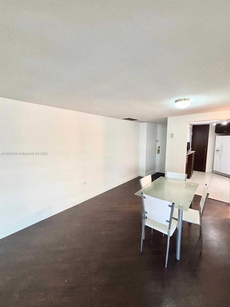 Small Image of 801 BRICKELL BAY DR #362, Miami Number 31