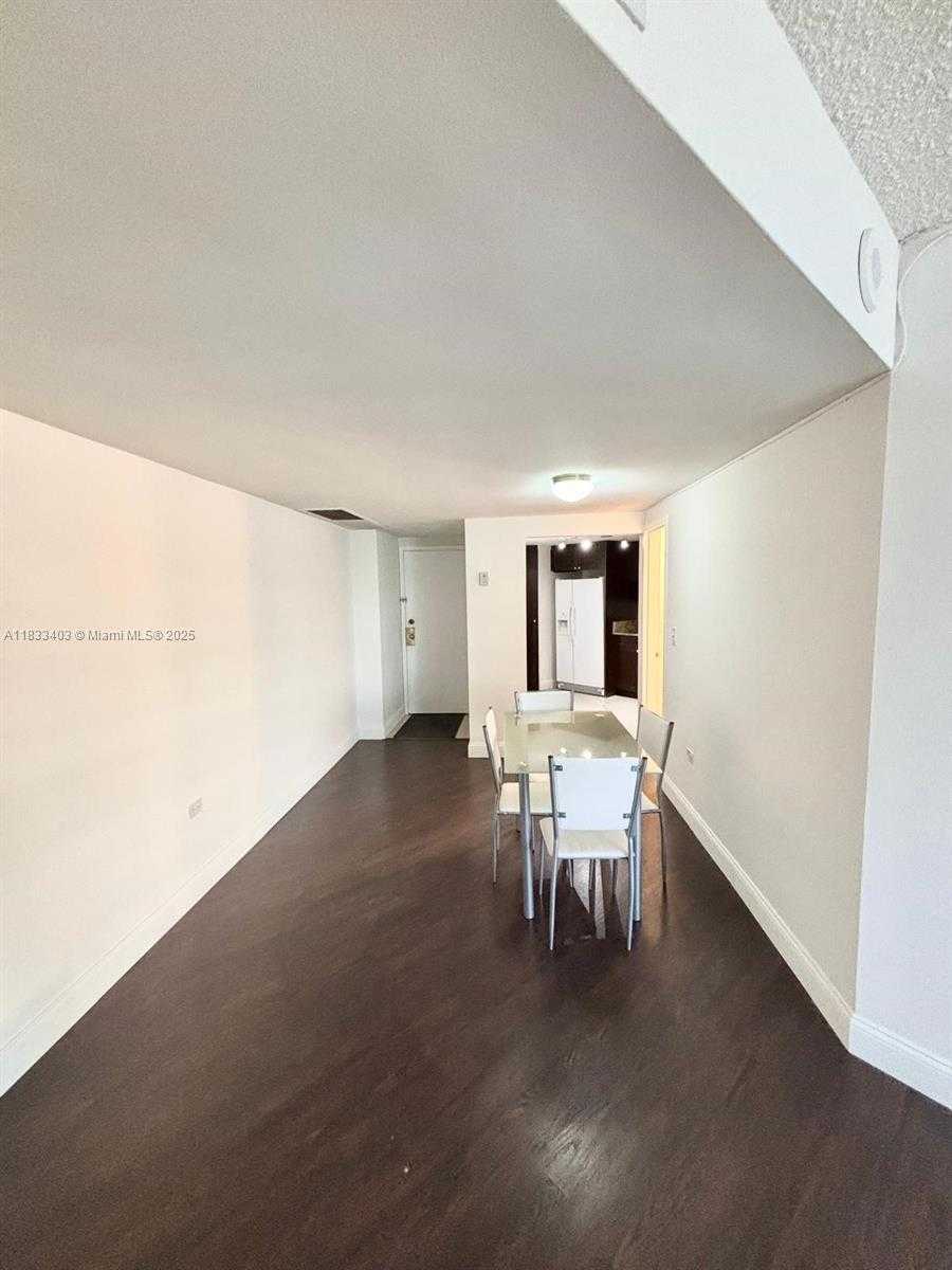 Small Image of 801 BRICKELL BAY DR #362, Miami Number 32