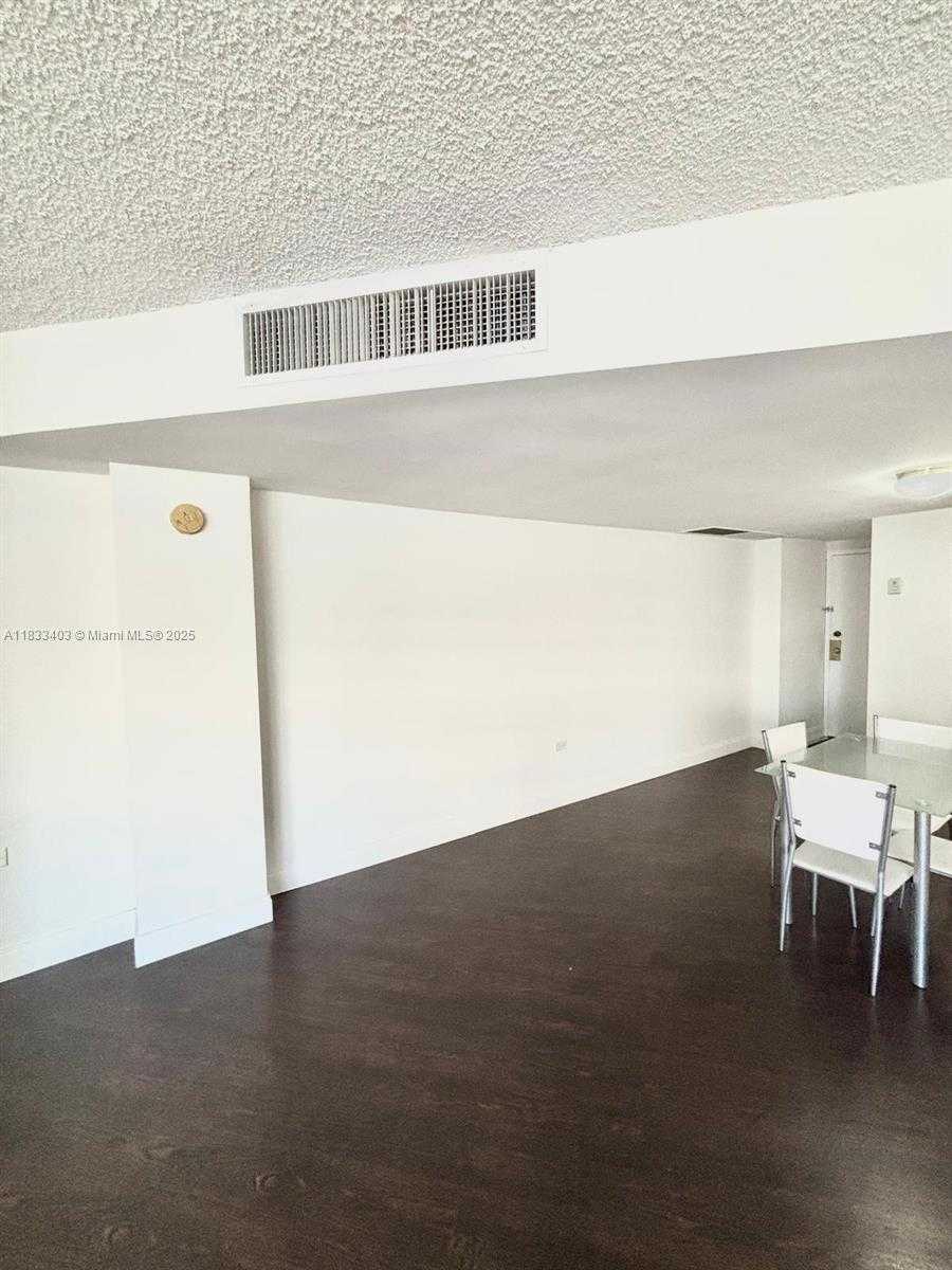 Small Image of 801 BRICKELL BAY DR #362, Miami Number 35