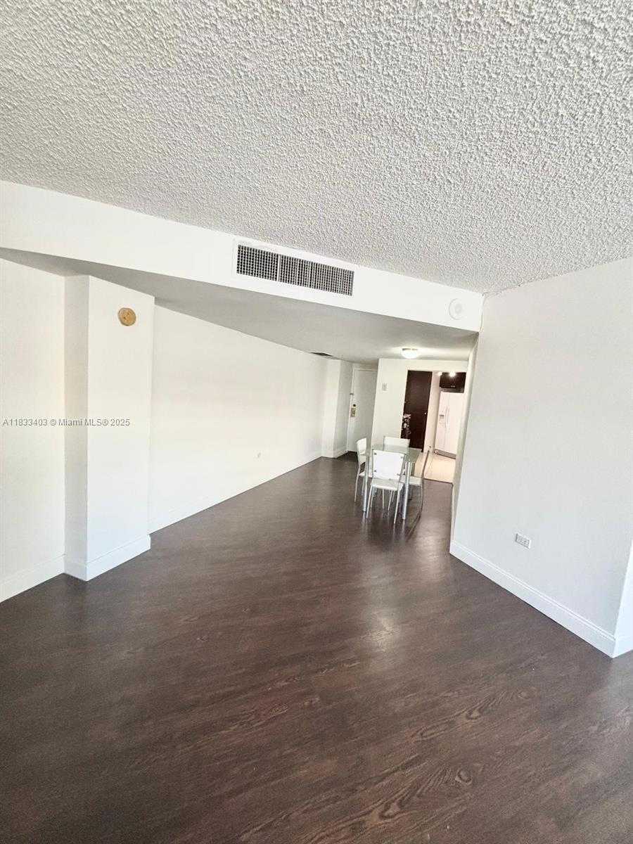 Small Image of 801 BRICKELL BAY DR #362, Miami Number 36