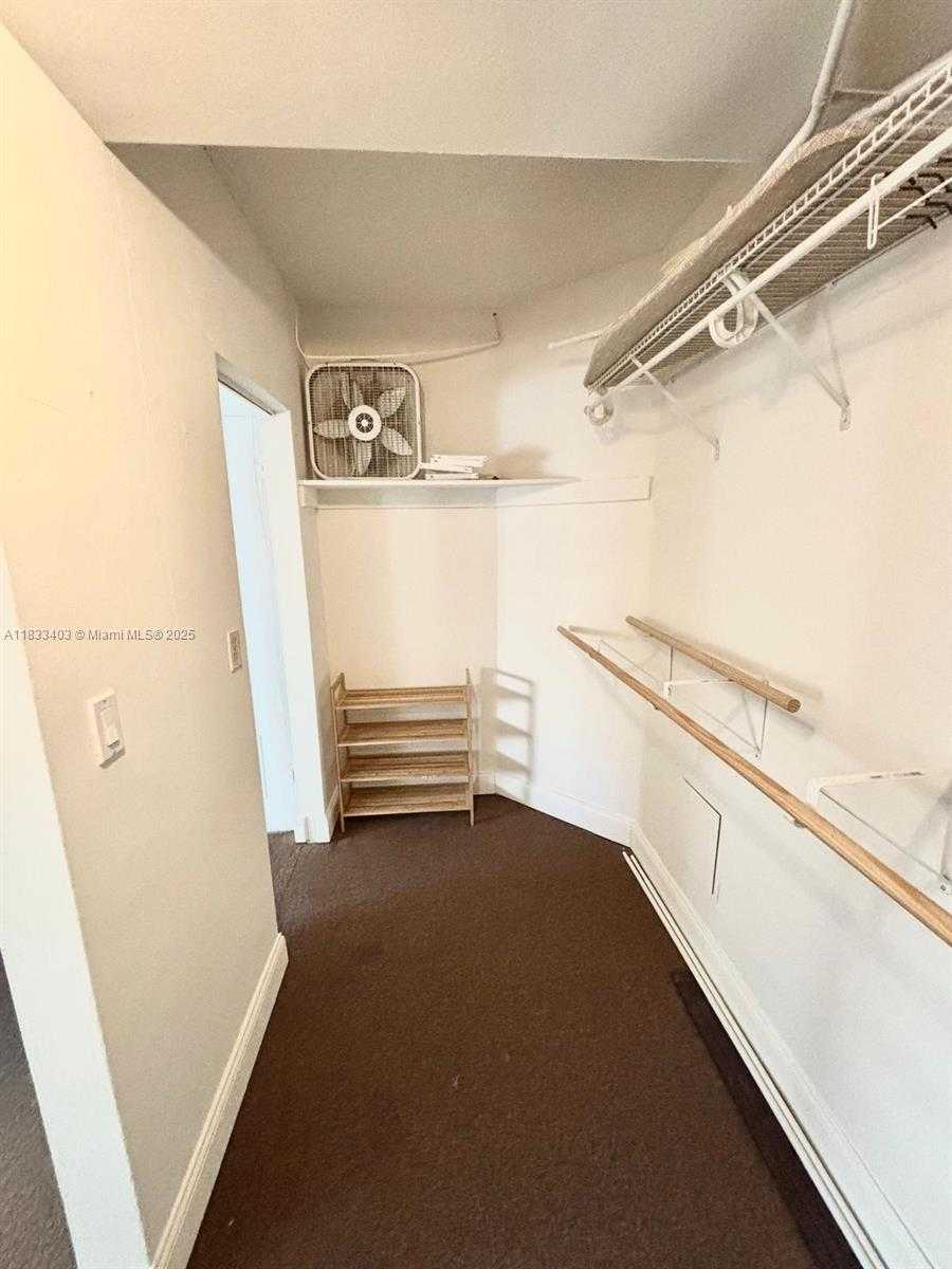 Small Image of 801 BRICKELL BAY DR #362, Miami Number 50