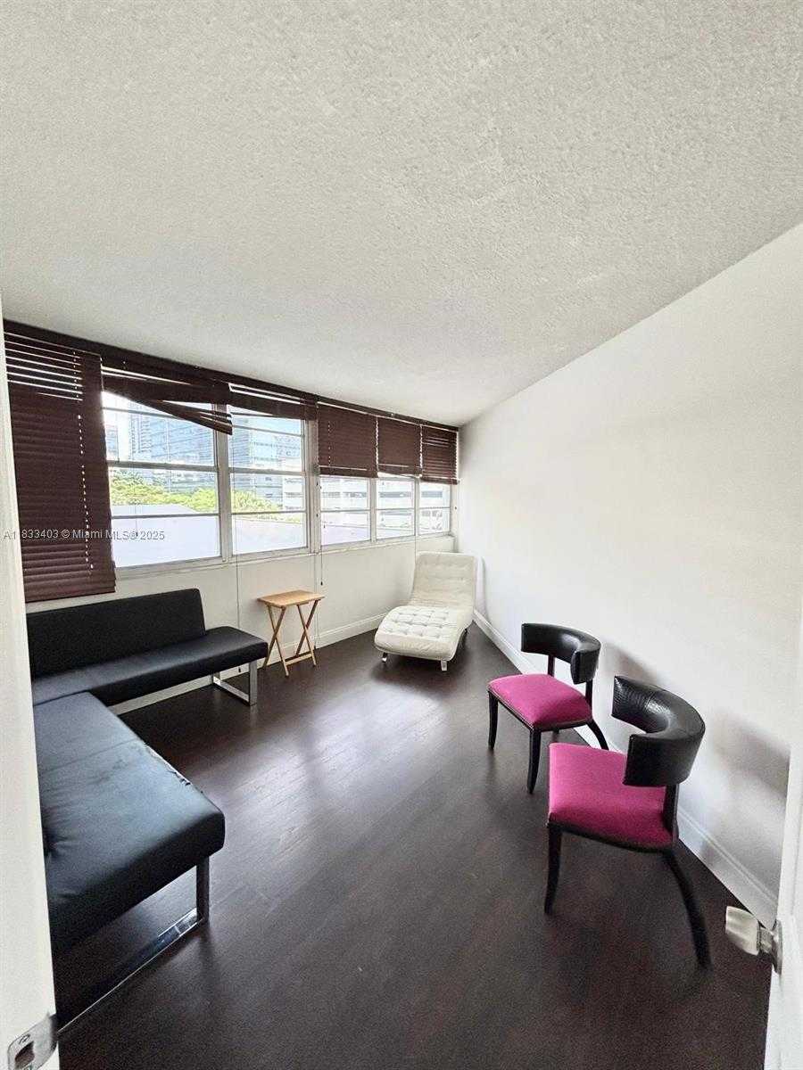 Small Image of 801 BRICKELL BAY DR #362, Miami Number 59