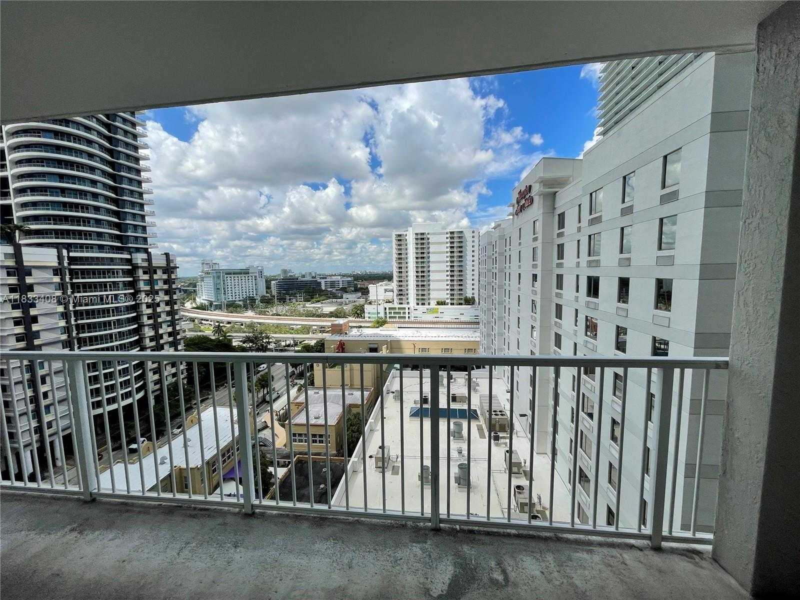 Small Image of 1250 SOUTH MIAMI AVE #1209, Miami Number 13