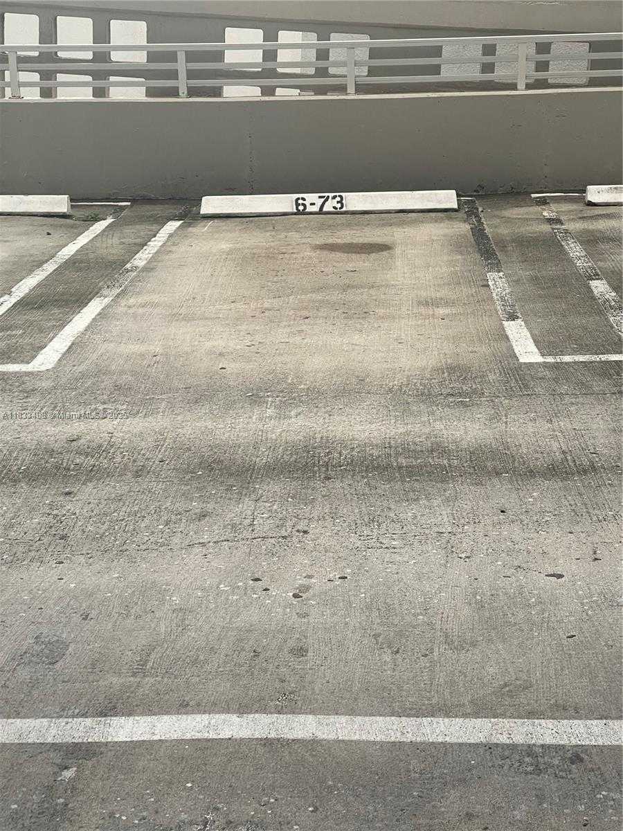Small Image of 1250 SOUTH MIAMI AVE #1209, Miami Number 16