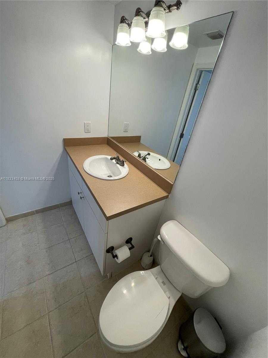 Small Image of 1250 SOUTH MIAMI AVE #1209, Miami Number 17