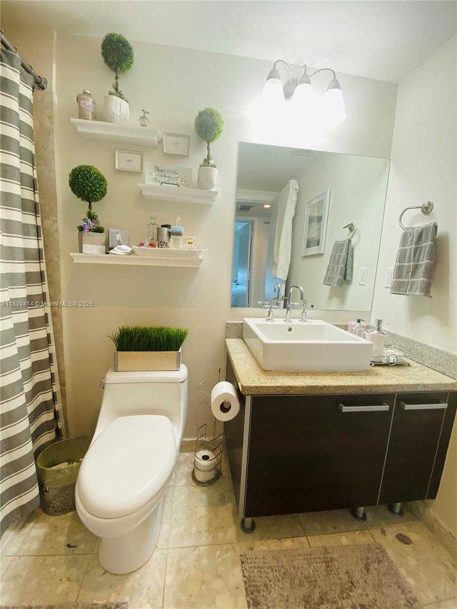 Small Image of 185 SOUTH WEST 7TH ST #2214, Miami Number 6