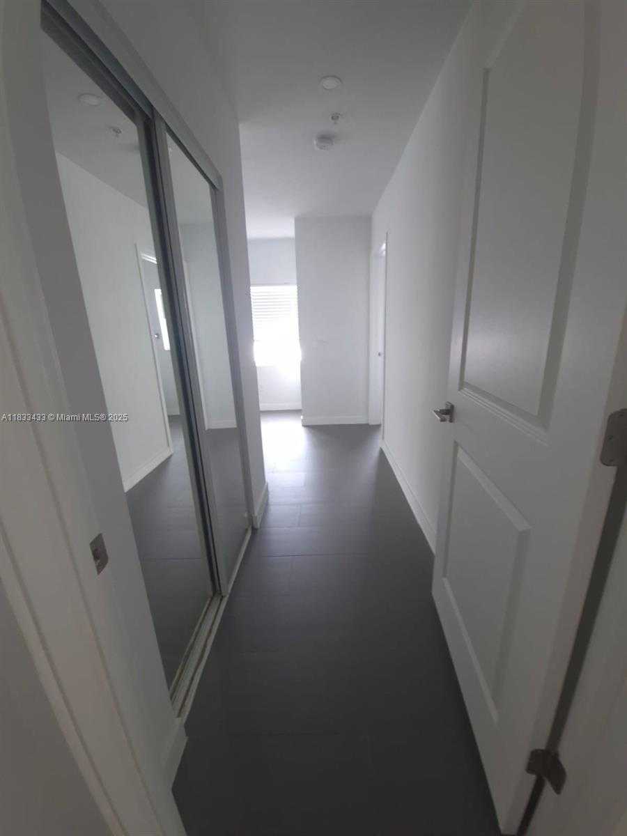 Small Image of 1211 EUCLID AVE #11, Miami Beach Number 15