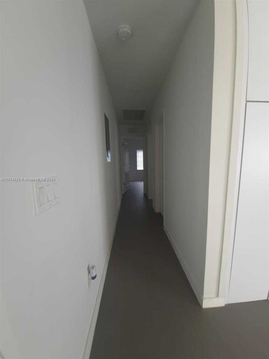 Small Image of 1211 EUCLID AVE #11, Miami Beach Number 8