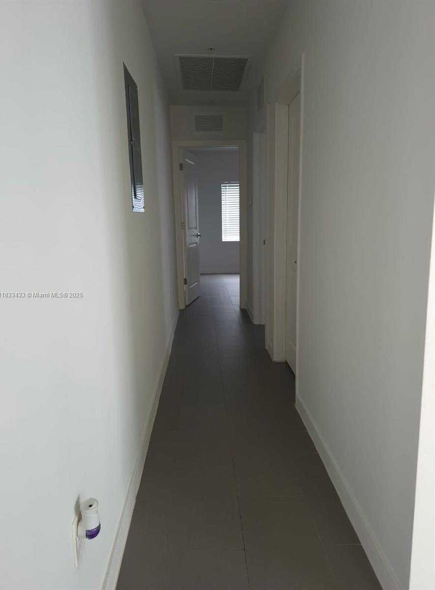 Small Image of 1211 EUCLID AVE #11, Miami Beach Number 9