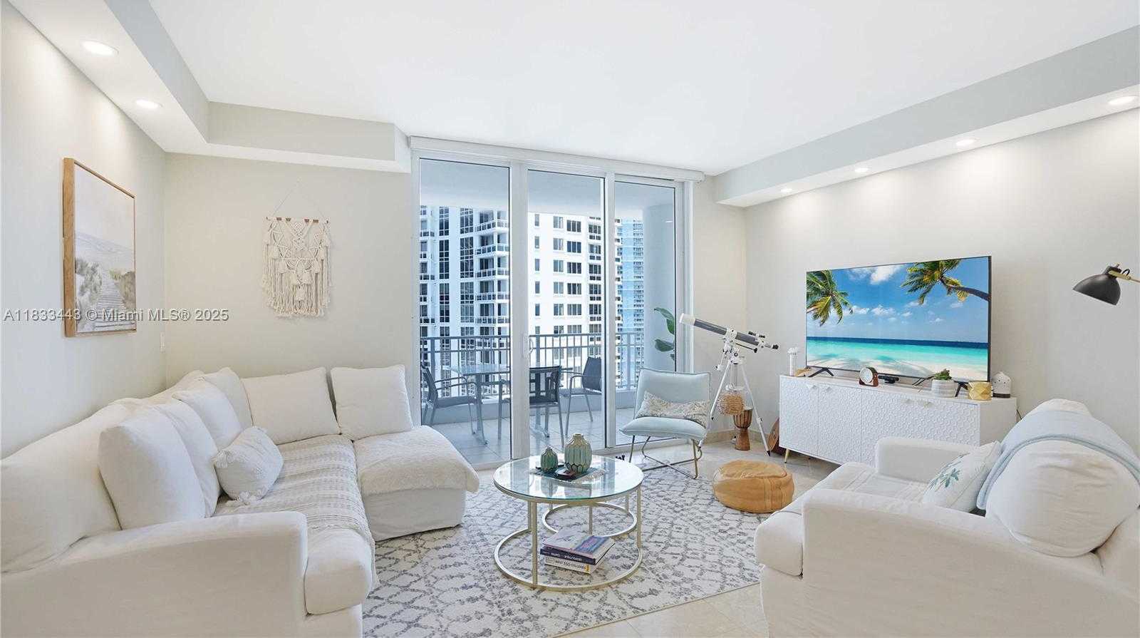 Small Image of 801 BRICKELL KEY BLVD #2210, Miami Number 21