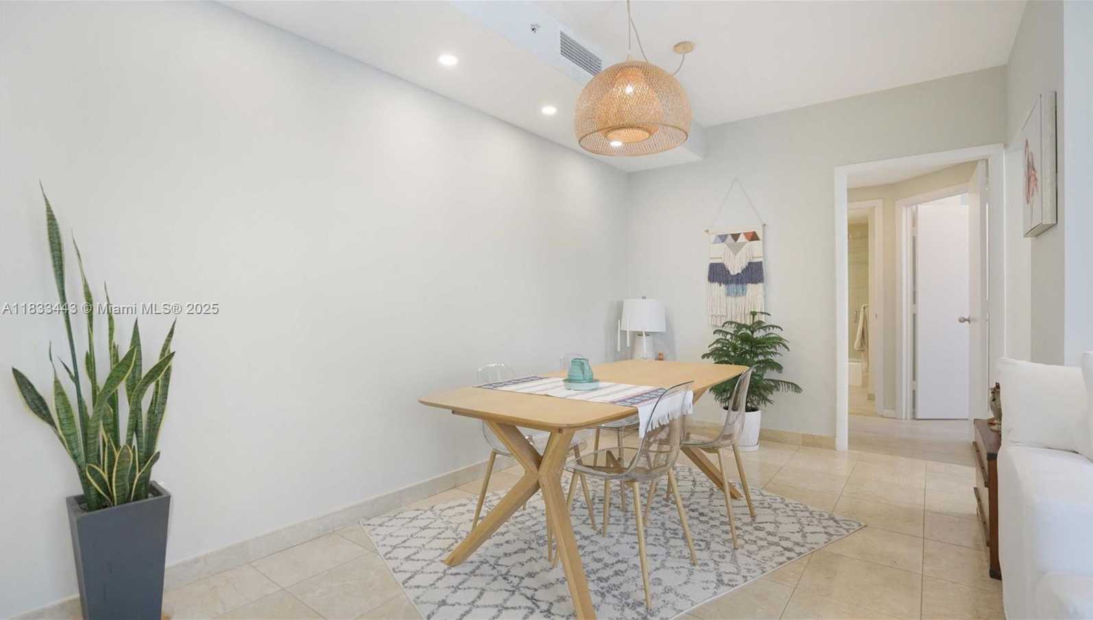 Small Image of 801 BRICKELL KEY BLVD #2210, Miami Number 24