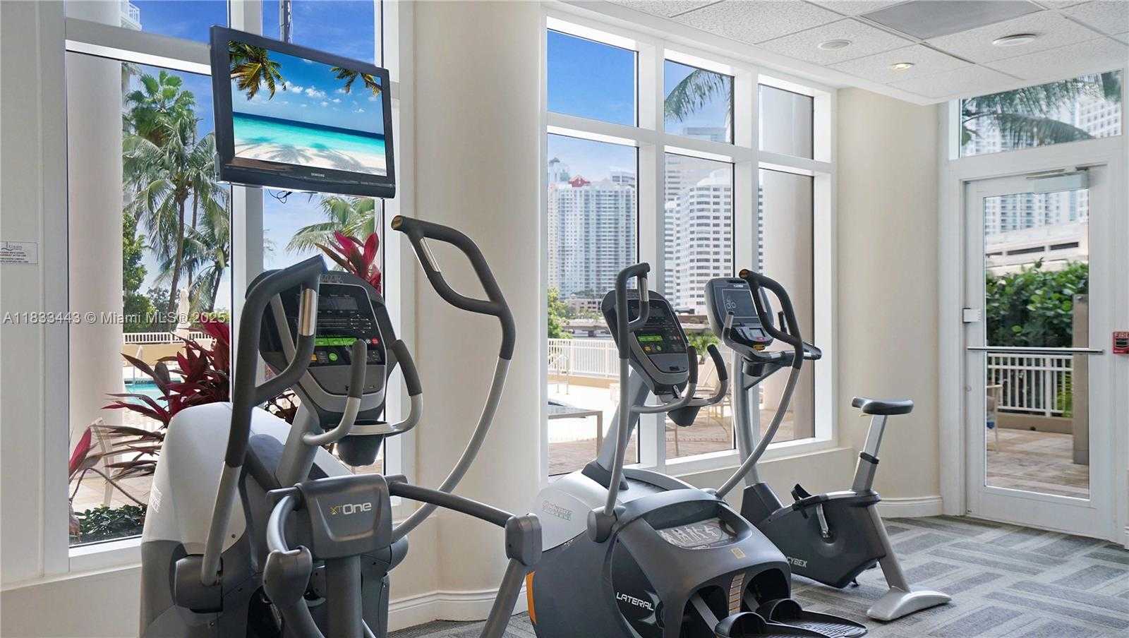 Small Image of 801 BRICKELL KEY BLVD #2210, Miami Number 60