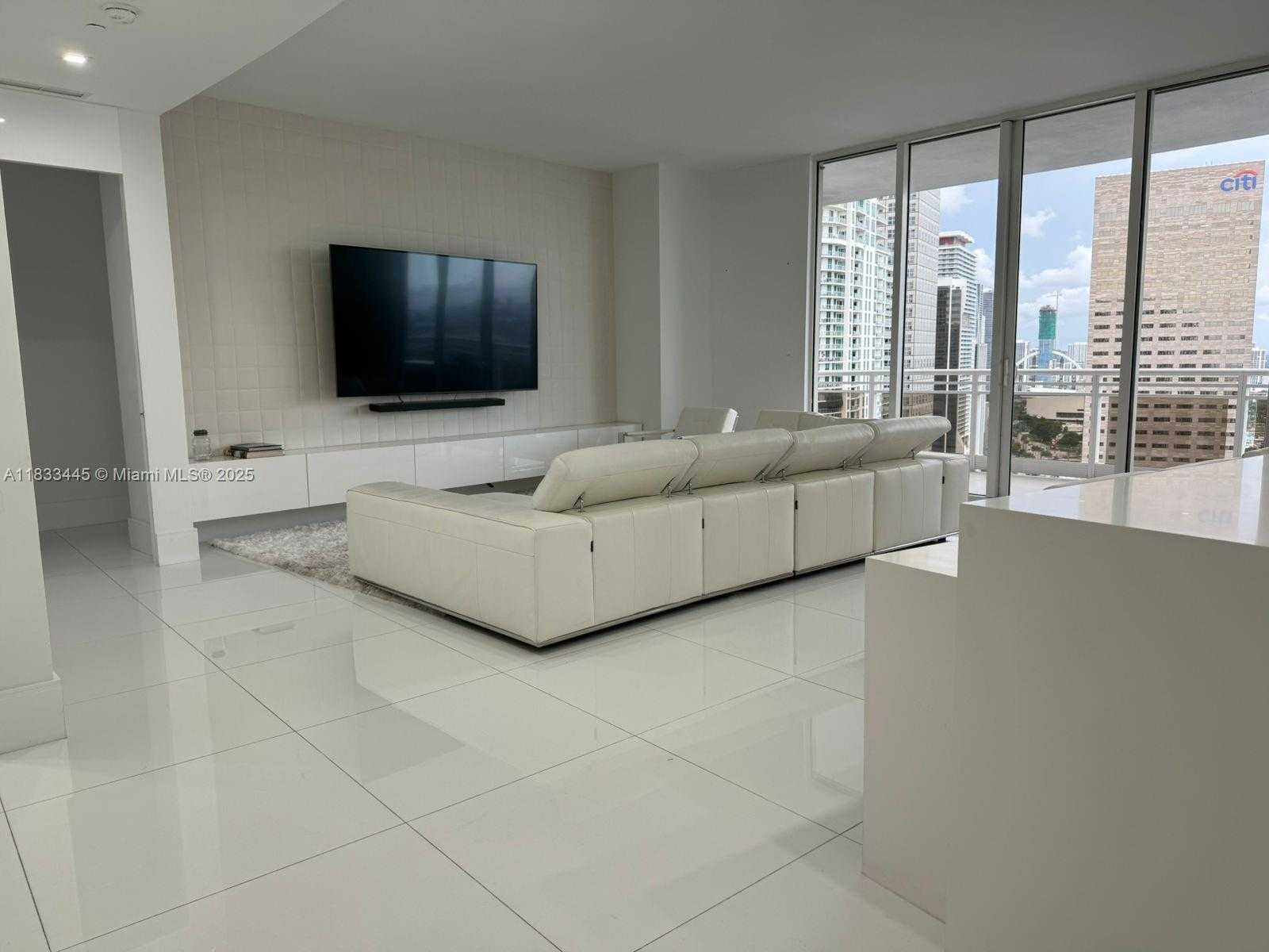 Small Image of 901 BRICKELL KEY BLVD #3307, Miami Number 4