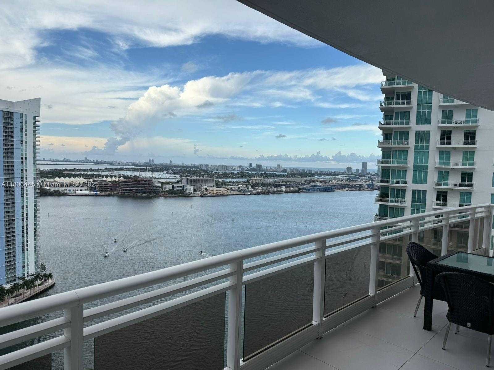 Small Image of 901 BRICKELL KEY BLVD #3307, Miami Number 7