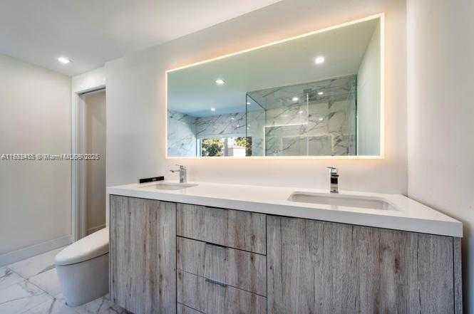 Small Image of 9811 NORTH EAST 4TH AVE RD, Miami Shores Number 11
