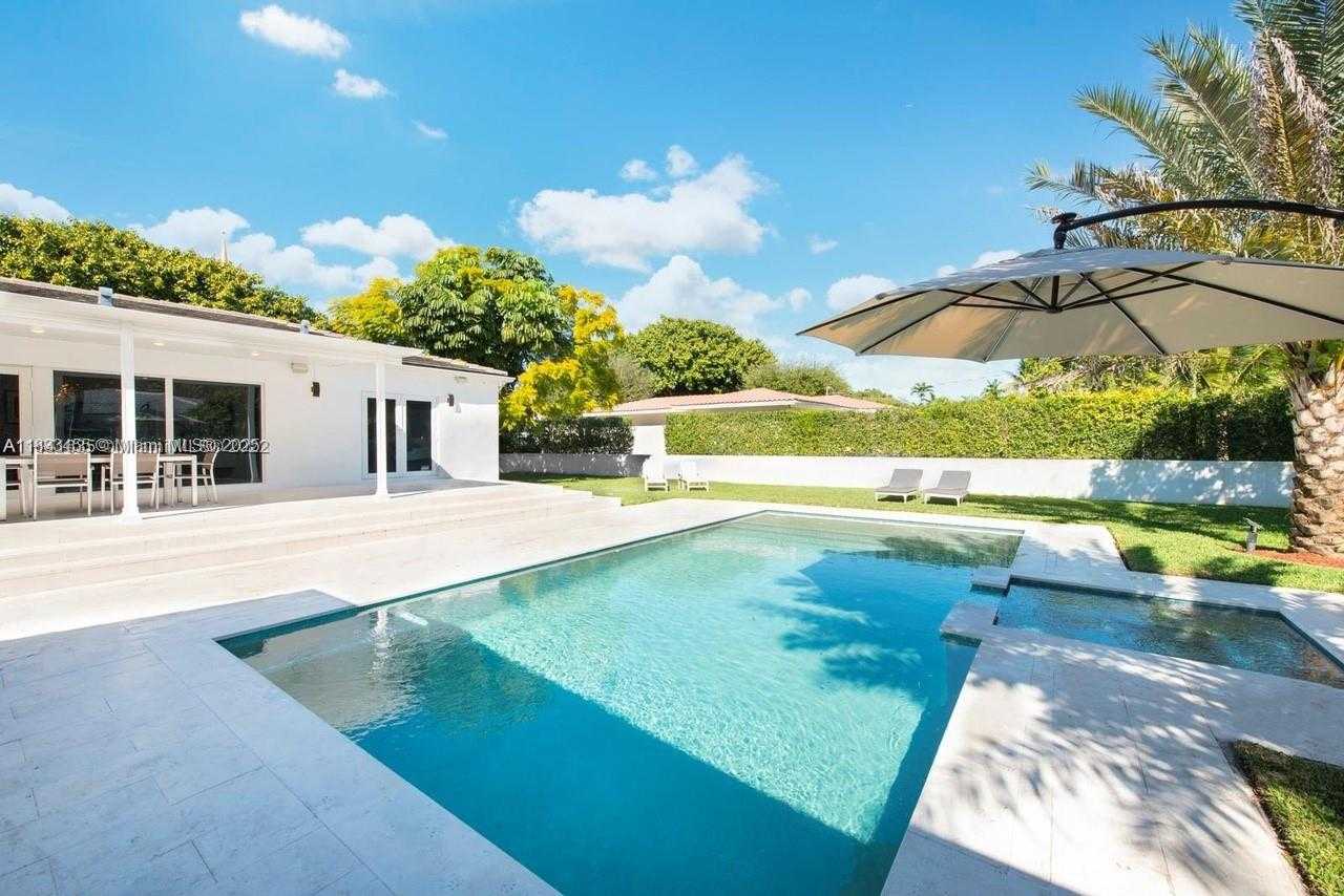 Small Image of 9811 NORTH EAST 4TH AVE RD, Miami Shores Number 2
