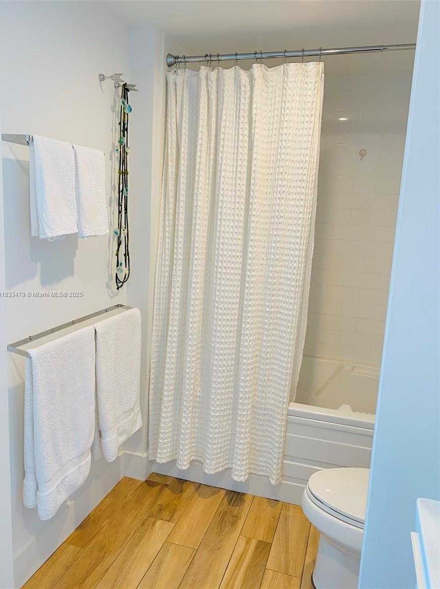 Small Image of 690 SOUTH WEST 1ST CT #1906, Miami Number 11