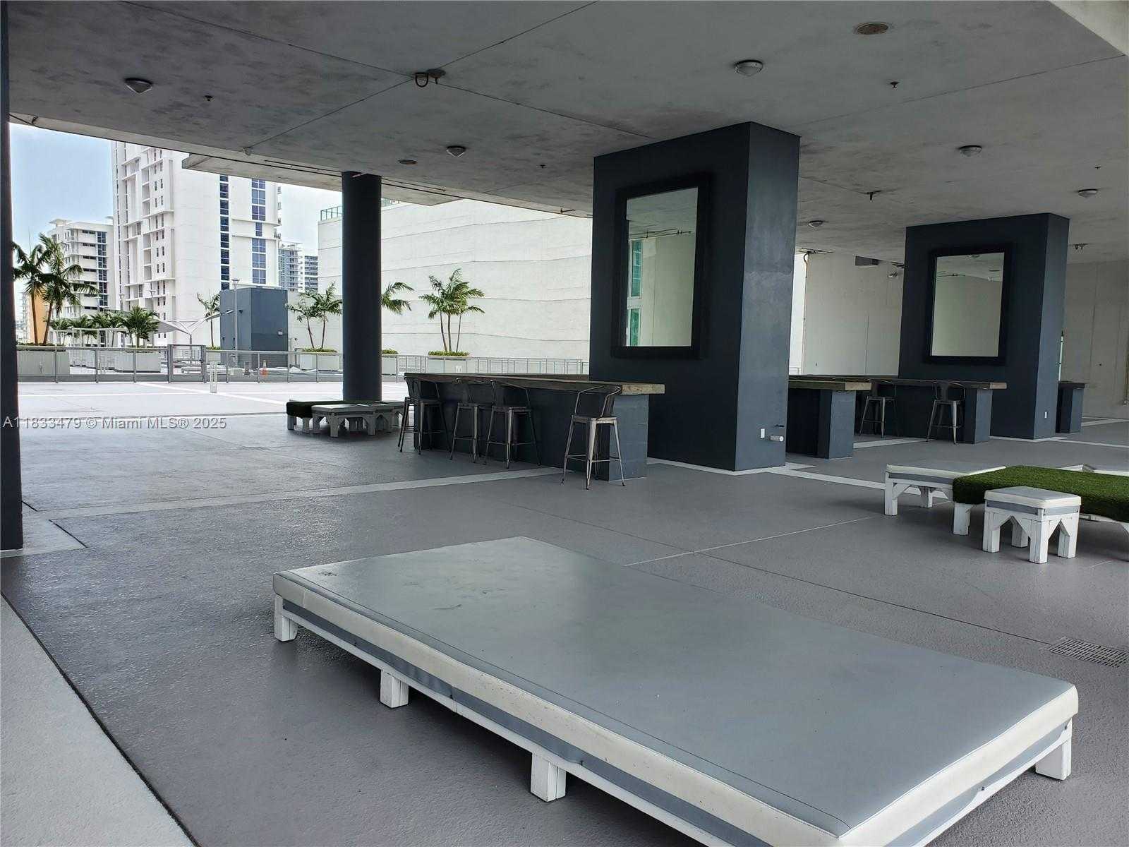 Small Image of 690 SOUTH WEST 1ST CT #1906, Miami Number 18