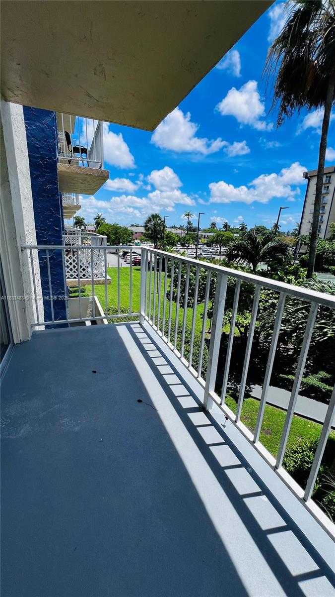 Small Image of 801 NORTH WEST 47TH AVE #315W, Miami Number 10