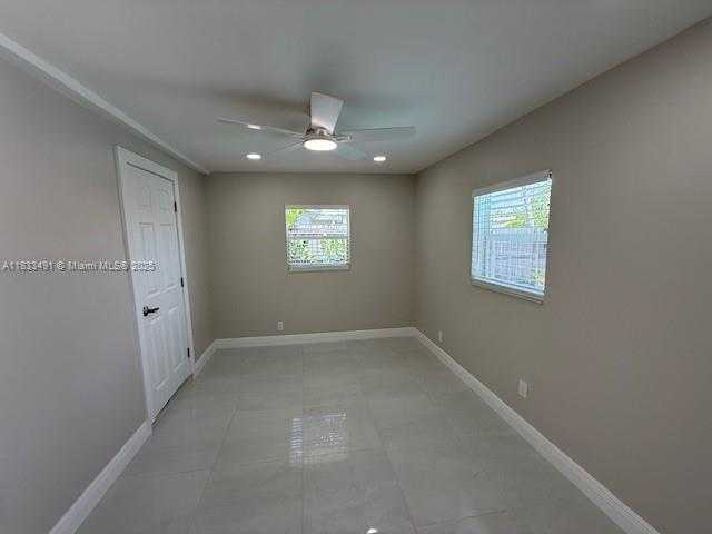 Small Image of 917 SOUTH EAST 15TH CT, Deerfield Beach Number 14