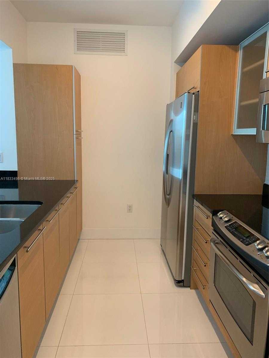Small Image of 951 BRICKELL AVE #2311, Miami Number 11