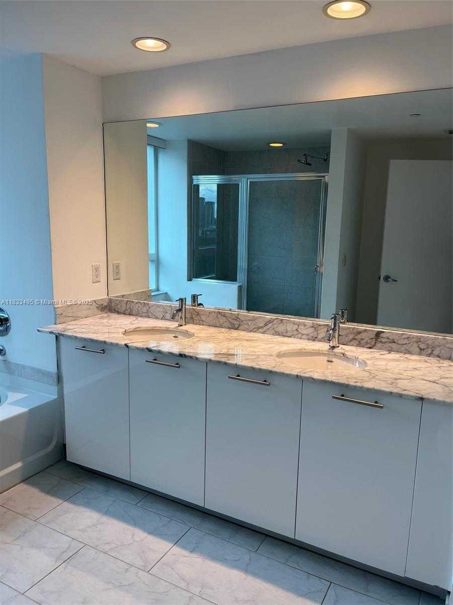 Small Image of 951 BRICKELL AVE #2311, Miami Number 19