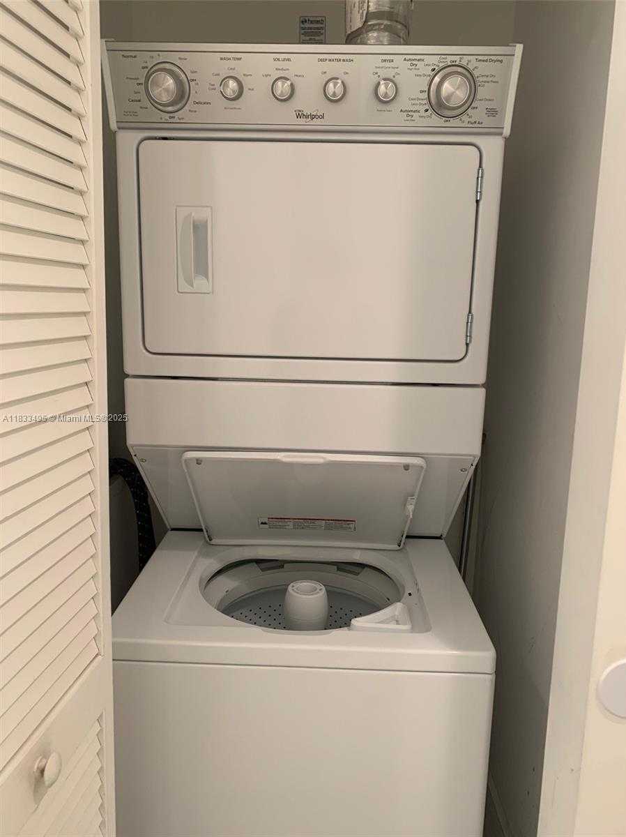 Small Image of 951 BRICKELL AVE #2311, Miami Number 23
