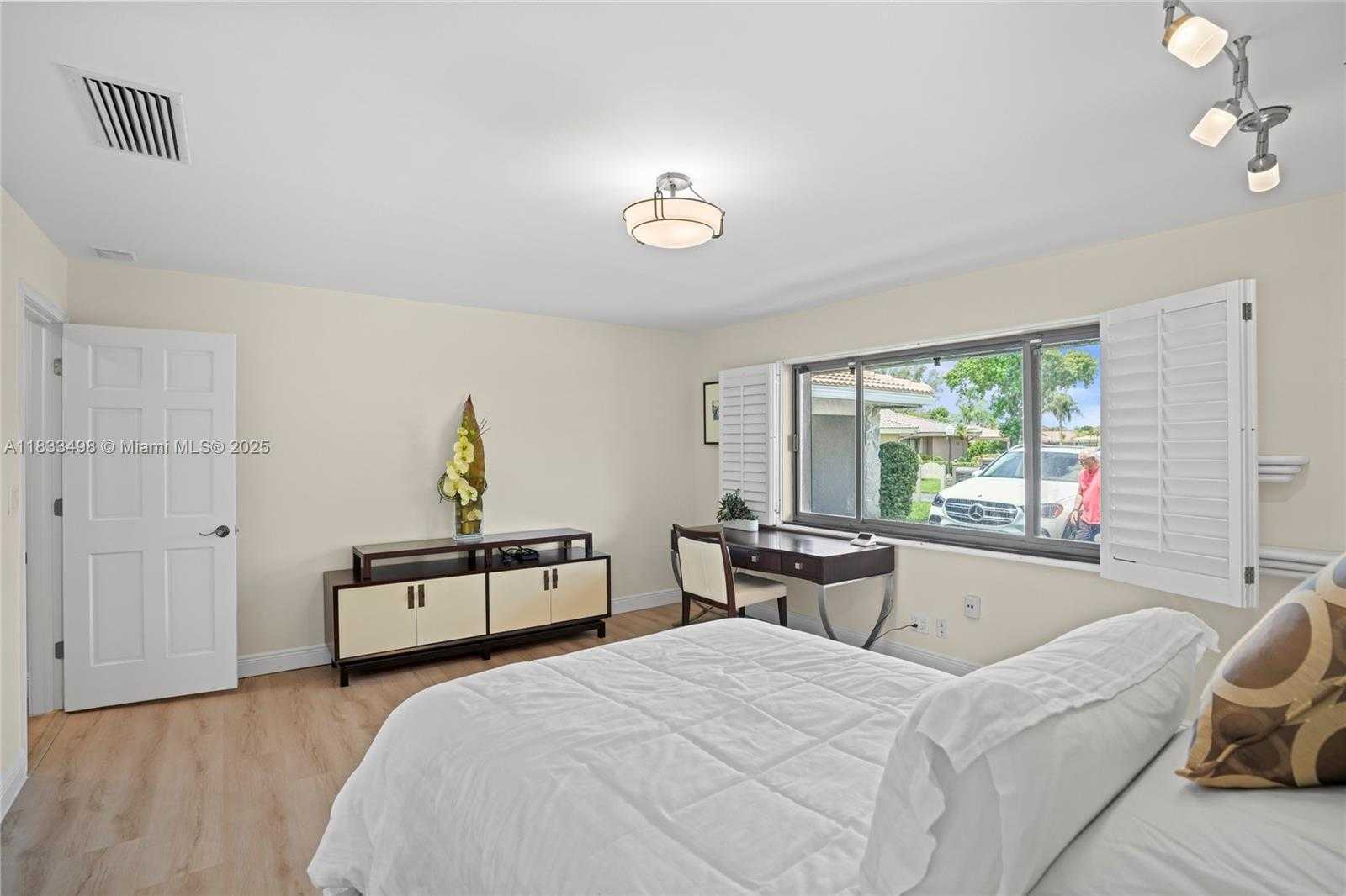 Small Image of 3650 NORTH 36TH AVE #29, Hollywood Number 11