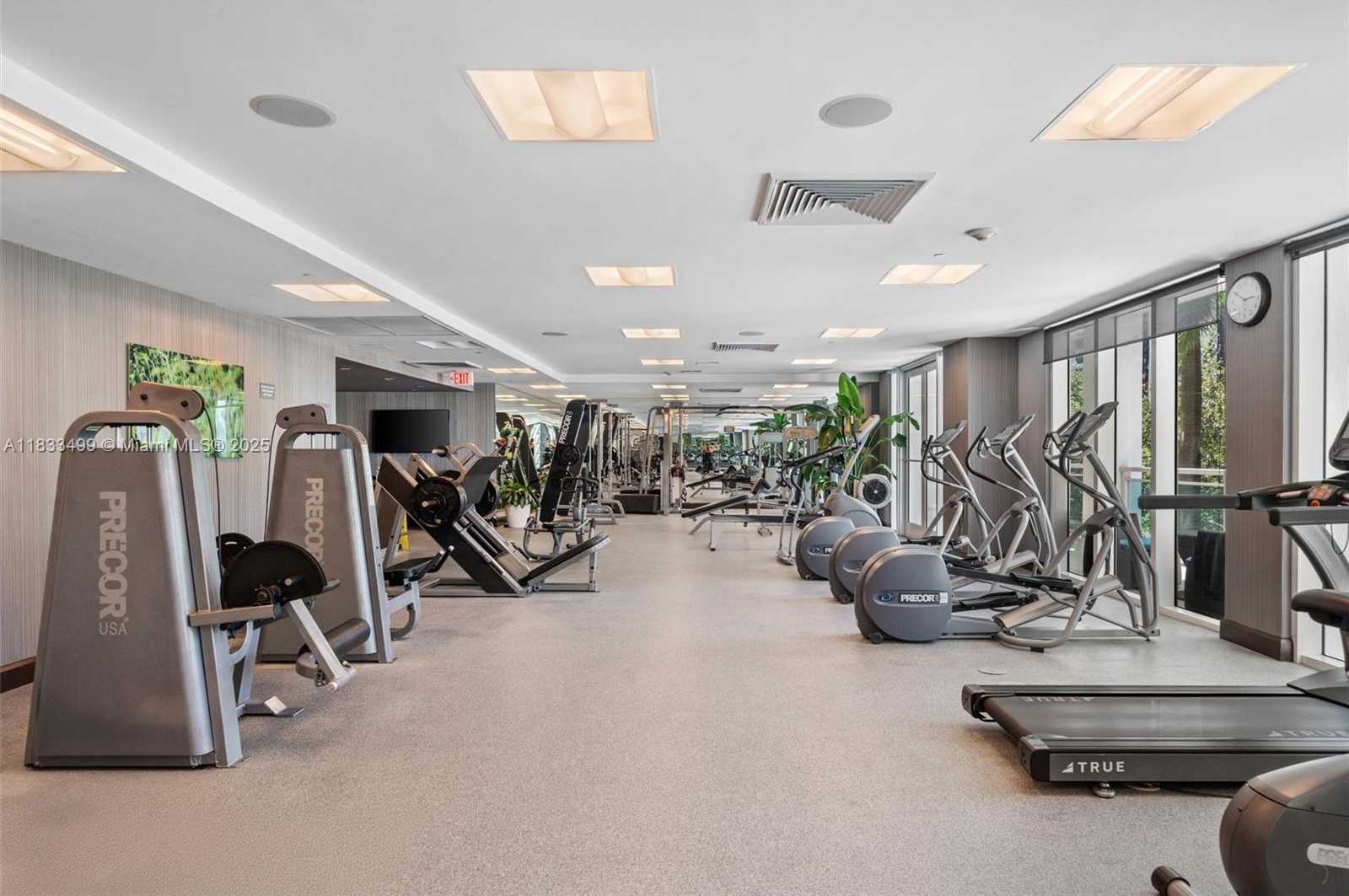 Small Image of 951 BRICKELL AVE #3505, Miami Number 11
