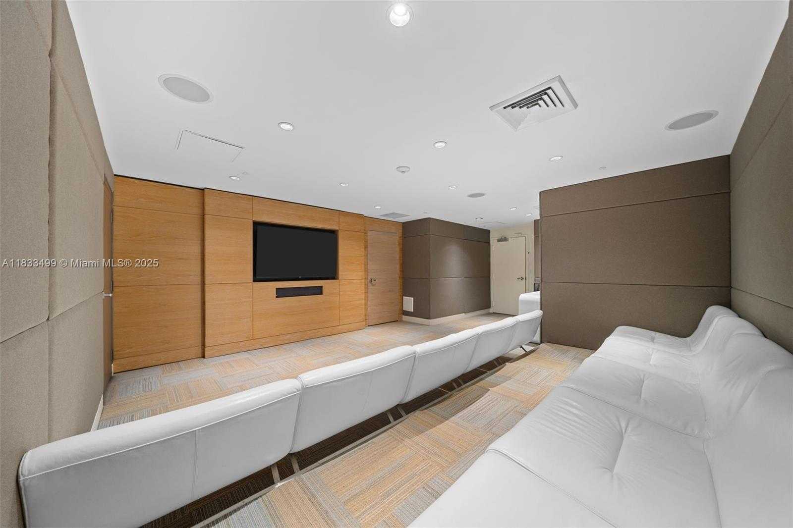 Small Image of 951 BRICKELL AVE #3505, Miami Number 21